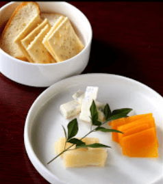 チーズの盛り合わせ〈3ピース〉